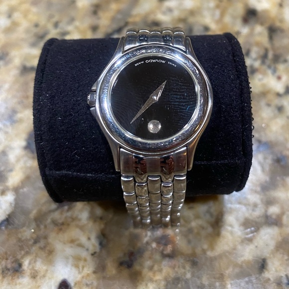MOVADO Museum Ladies Stainless Steel 28mm Watch 84 E4 0823 - Picture 2 of 8
